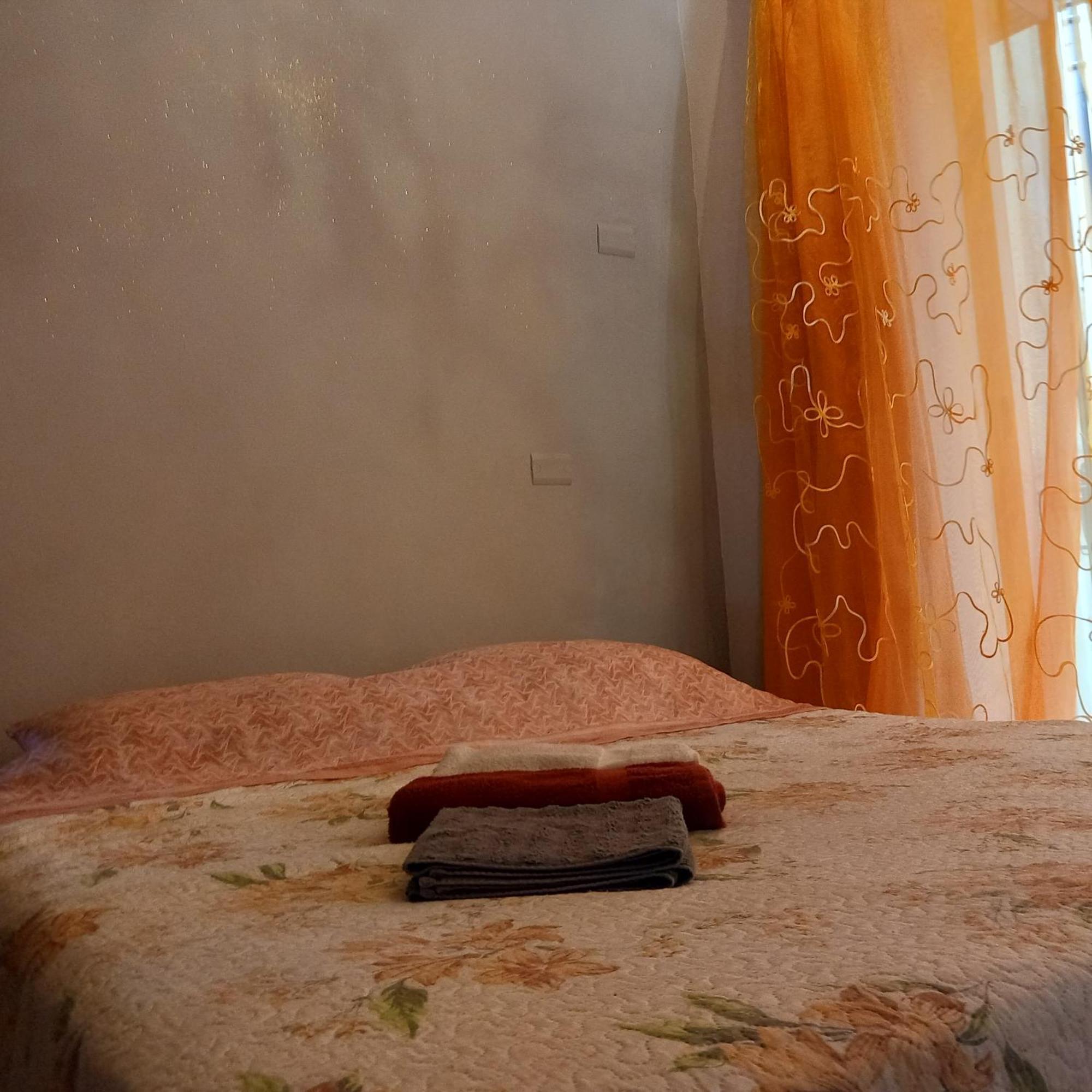 Saint Mary Magdalene Apartment Acqui Terme Exterior photo